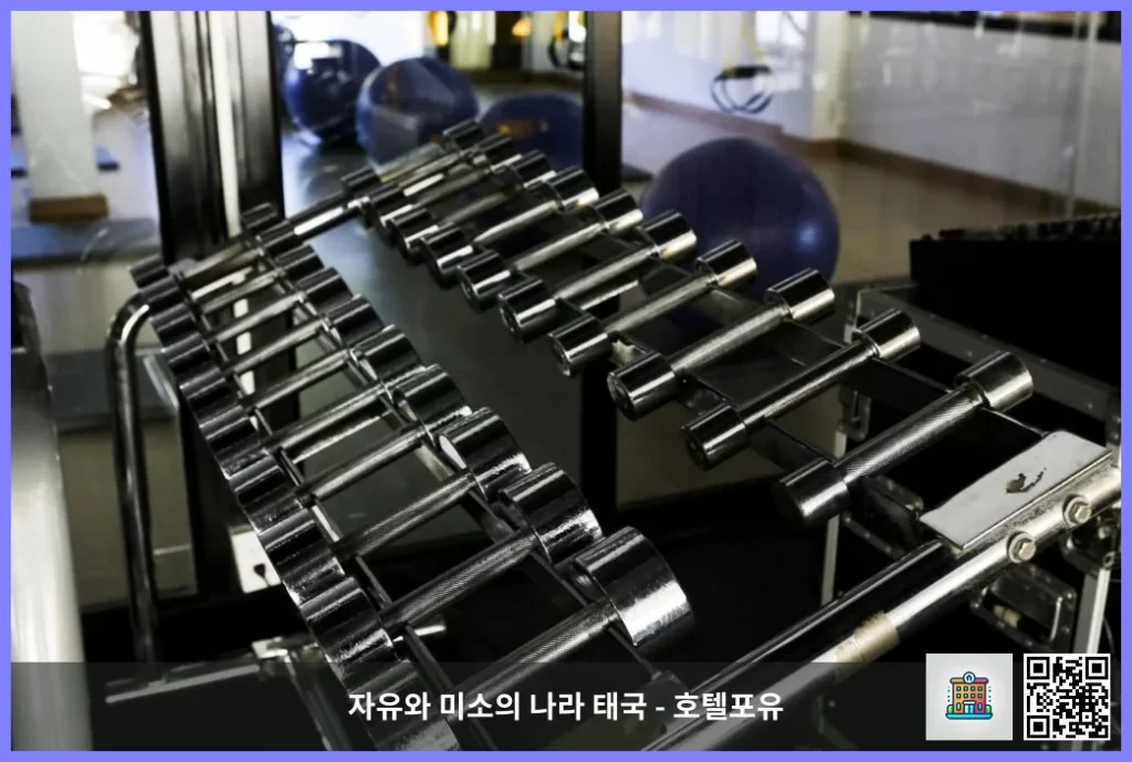 춤패 조용하고 편안한 호텔, 메이저 그랜드 호텔