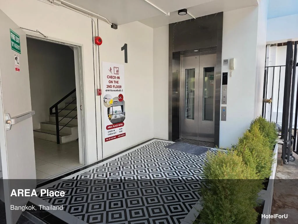 AREA Place Bangkok – 5-star comfort with free Wi‑Fi