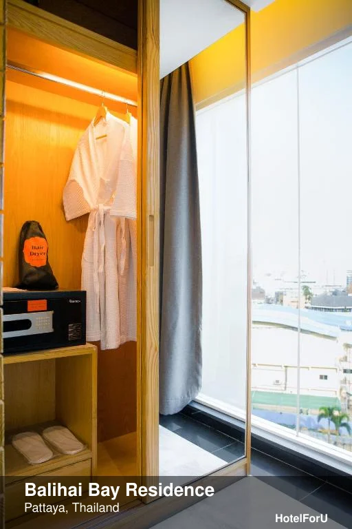 Balihai Bay Residence Pattaya — 4-Star Residence